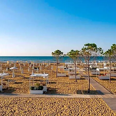 Choose Comfort In A Quite And Area Hotel 3*